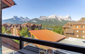 Rocky Mountain View Haven in Canmore - Canmore, Canada