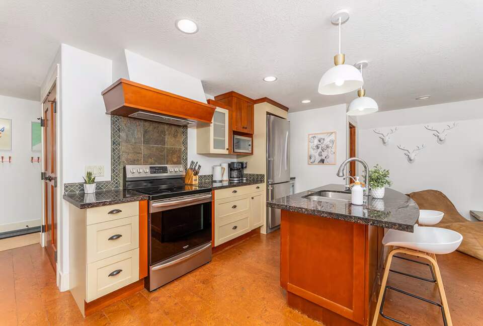 Rocky Mountain View Haven in Canmore - Canmore, Canada