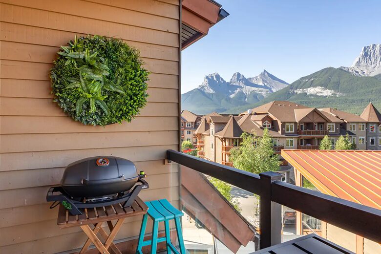 Rocky Mountain View Haven in Canmore - Canmore, Canada