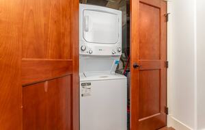 Rocky Mountain View Haven in Canmore - Canmore, Canada