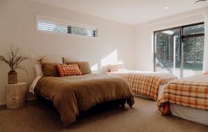 Twizel Pines Retreat | Modern Alpine Luxury Near Town - Twizel, New Zealand