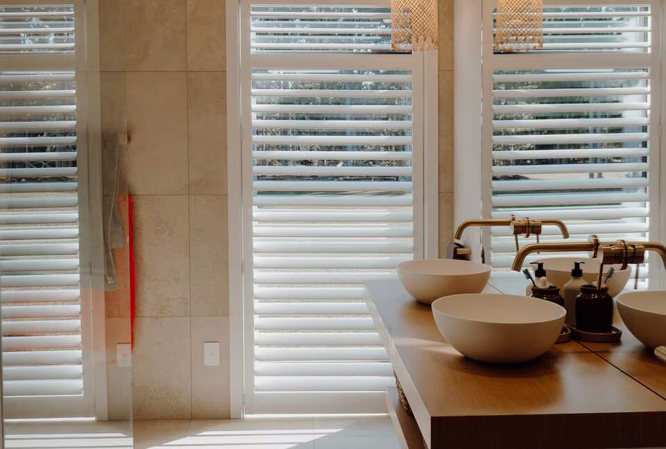 Twizel Pines Retreat | Modern Alpine Luxury Near Town - Twizel, New Zealand