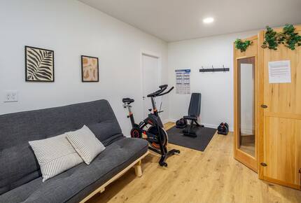 Whidbey Island Horizon Retreat | Modern Home with Expansive Views - Oak Harbor, Washington