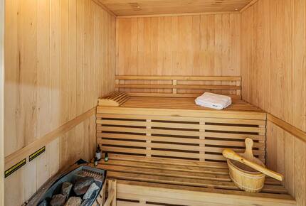 Whidbey Island Horizon Retreat | Modern Home with Expansive Views - Oak Harbor, Washington