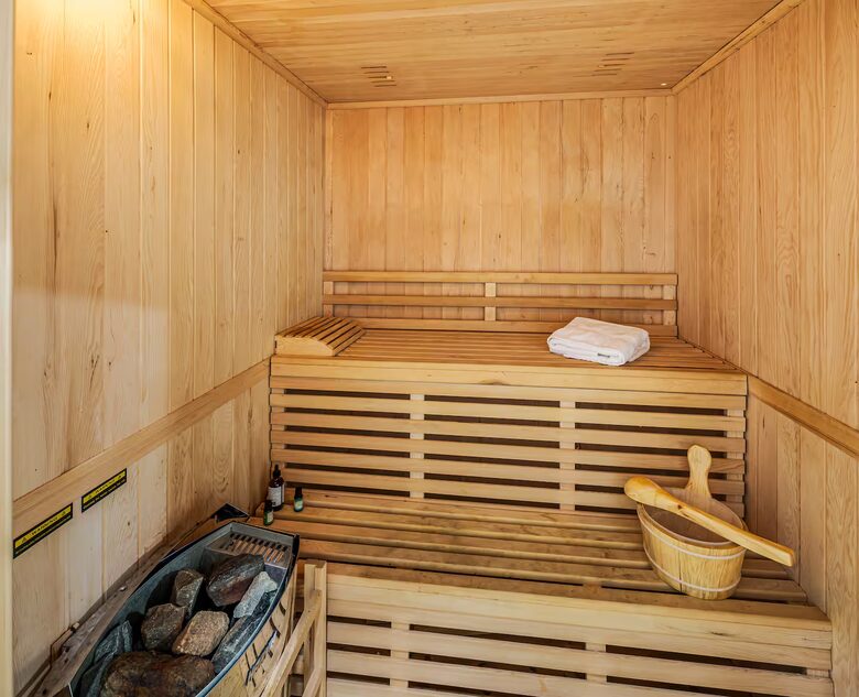 Whidbey Island Horizon Retreat | Modern Home with Expansive Views - Oak Harbor, Washington