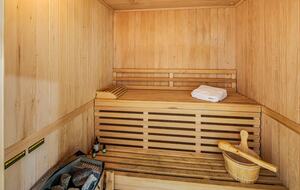 Whidbey Island Horizon Retreat | Modern Home with Expansive Views - Oak Harbor, Washington