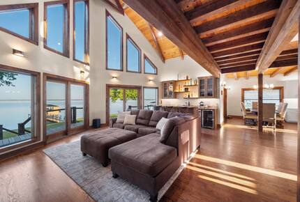 Paradise Cove Lakehouse | Timber-Frame Luxury on the Water - Streetman, Texas