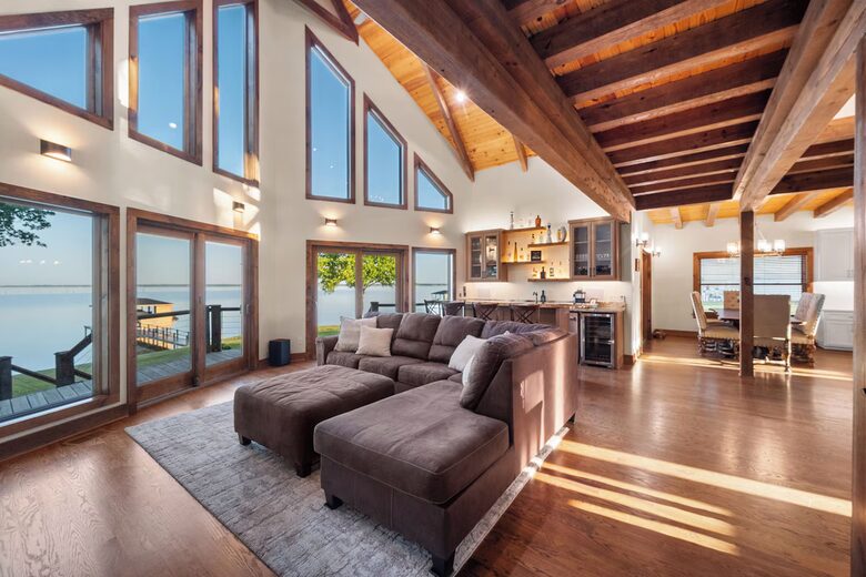 Paradise Cove Lakehouse | Timber-Frame Luxury on the Water - Streetman, Texas