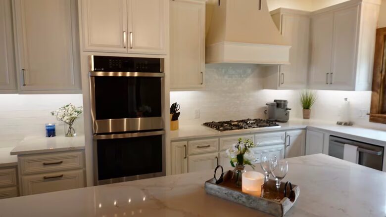 Paradise Cove Lakehouse | Timber-Frame Luxury on the Water - Streetman, Texas