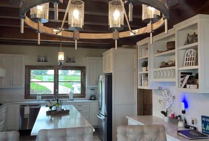 Paradise Cove Lakehouse | Timber-Frame Luxury on the Water - Streetman, Texas