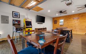 Paradise Cove Lakehouse | Timber-Frame Luxury on the Water - Streetman, Texas