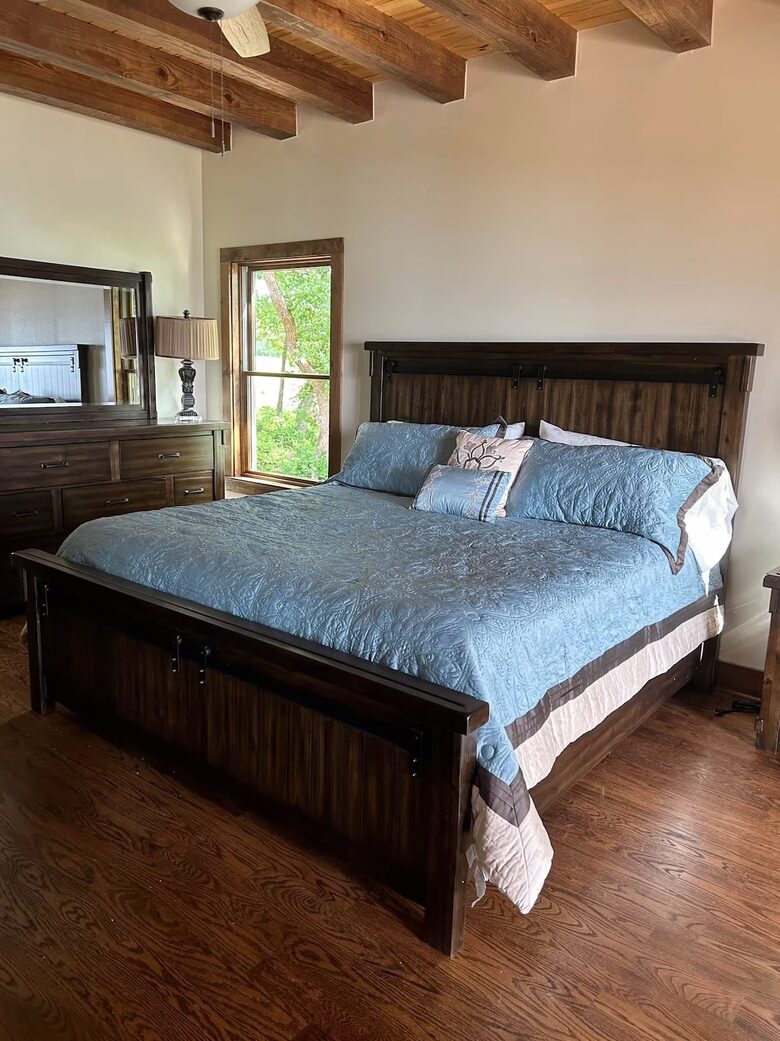 Paradise Cove Lakehouse | Timber-Frame Luxury on the Water - Streetman, Texas