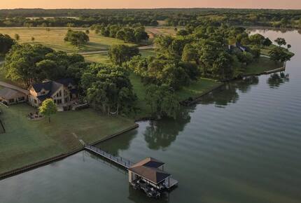 Paradise Cove Lakehouse | Timber-Frame Luxury on the Water - Streetman, Texas