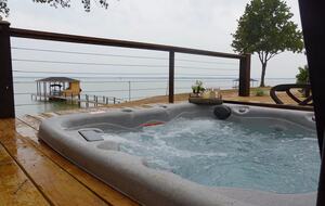 Paradise Cove Lakehouse | Timber-Frame Luxury on the Water - Streetman, Texas