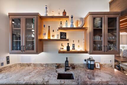 Paradise Cove Lakehouse | Timber-Frame Luxury on the Water - Streetman, Texas