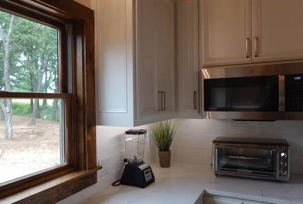 Paradise Cove Lakehouse | Timber-Frame Luxury on the Water - Streetman, Texas