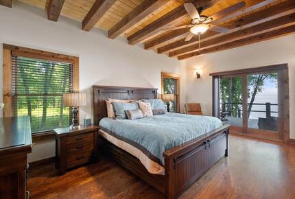 Paradise Cove Lakehouse | Timber-Frame Luxury on the Water - Streetman, Texas