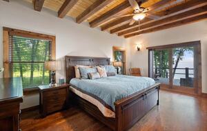 Paradise Cove Lakehouse | Timber-Frame Luxury on the Water - Streetman, Texas