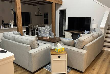 Cozy Hidden Woodland Retreat Near the Lake - Moneta, Virginia