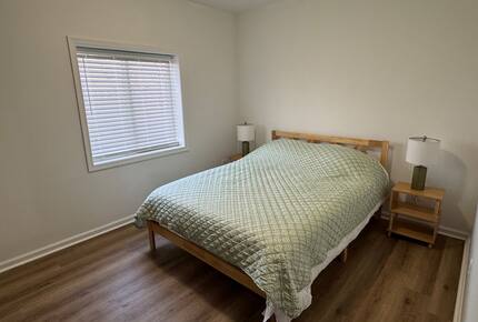 Cozy Hidden Woodland Retreat Near the Lake - Moneta, Virginia