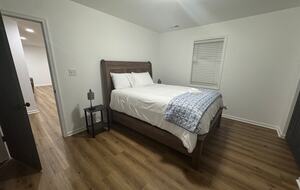 Cozy Hidden Woodland Retreat Near the Lake - Moneta, Virginia