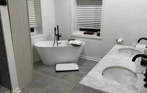 Cozy Hidden Woodland Retreat Near the Lake - Moneta, Virginia