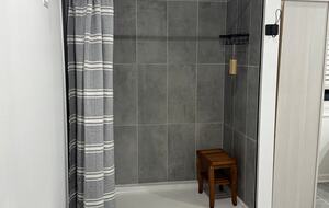 Cozy Hidden Woodland Retreat Near the Lake - Moneta, Virginia