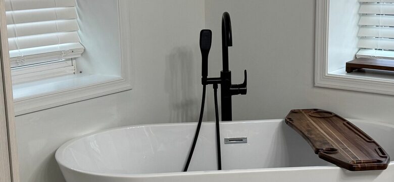 Cozy Hidden Woodland Retreat Near the Lake - Moneta, Virginia