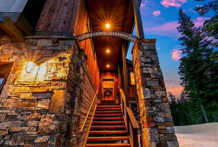 Award Winning Posh Truckee Ski Home by the Slopes - Truckee, California
