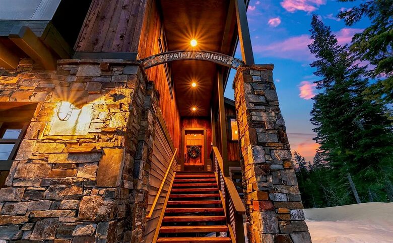 Award Winning Posh Truckee Ski Home by the Slopes - Truckee, California