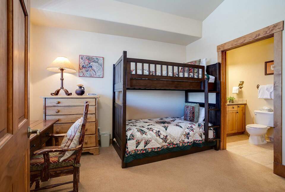 Timberline Lodge at Trappeur's Crossing - Steamboat Springs, Colorado