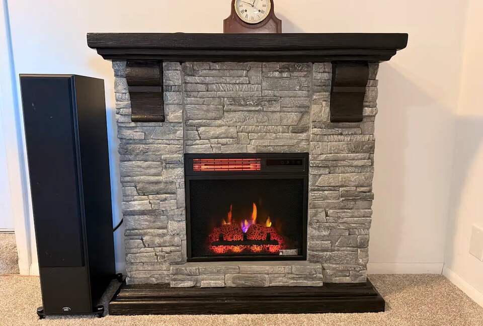 Cozy Mountain Stay with Short 5 Minute Walk to the Slopes - Hunter, New York