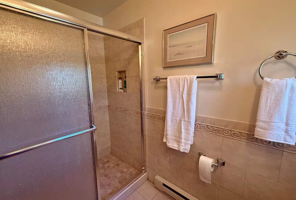 Cozy Mountain Stay with Short 5 Minute Walk to the Slopes - Hunter, New York