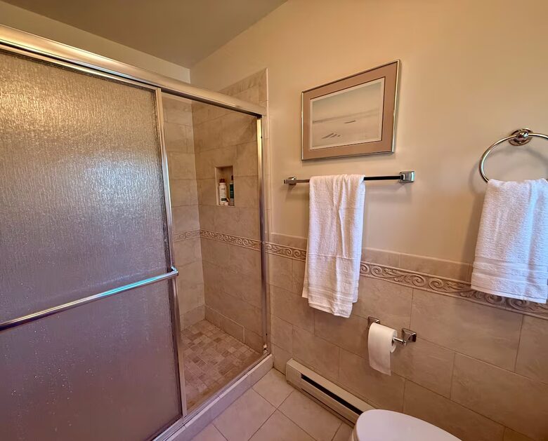 Cozy Mountain Stay with Short 5 Minute Walk to the Slopes - Hunter, New York