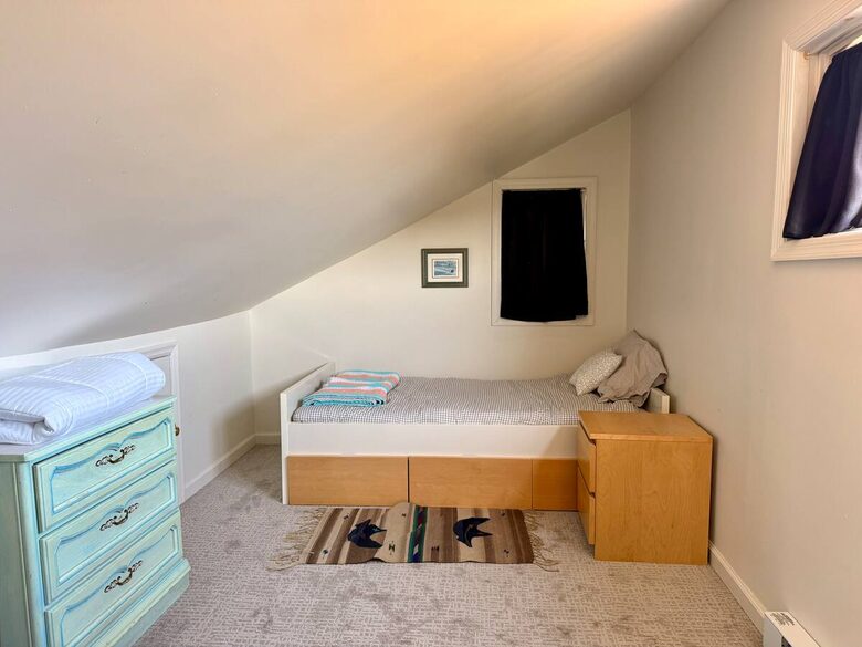 Cozy Mountain Stay with Short 5 Minute Walk to the Slopes - Hunter, New York