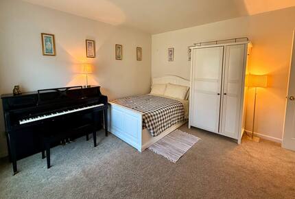 Cozy Mountain Stay with Short 5 Minute Walk to the Slopes - Hunter, New York