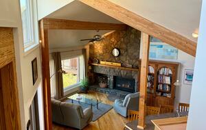 Cozy Mountain Stay with Short 5 Minute Walk to the Slopes - Hunter, New York