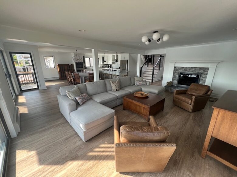 Waterfront Coastal Retreat on Barnegat Bay - Brick, New Jersey