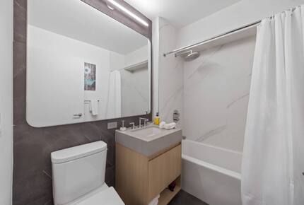 Bright & Stylish Flatiron Residence - New York, New York