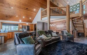 Timber Circle Retreat | Cozy Woodland Home Near Lake of the Woods - Klamath Falls, Oregon