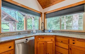 Timber Circle Retreat | Cozy Woodland Home Near Lake of the Woods - Klamath Falls, Oregon