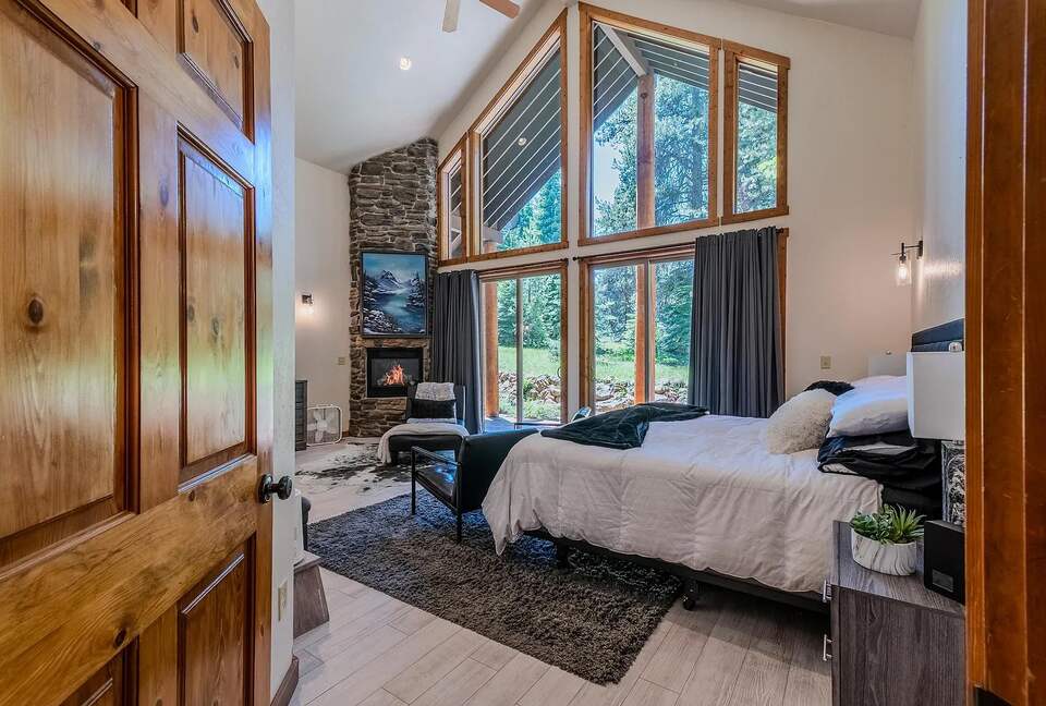 Timber Circle Retreat | Cozy Woodland Home Near Lake of the Woods - Klamath Falls, Oregon