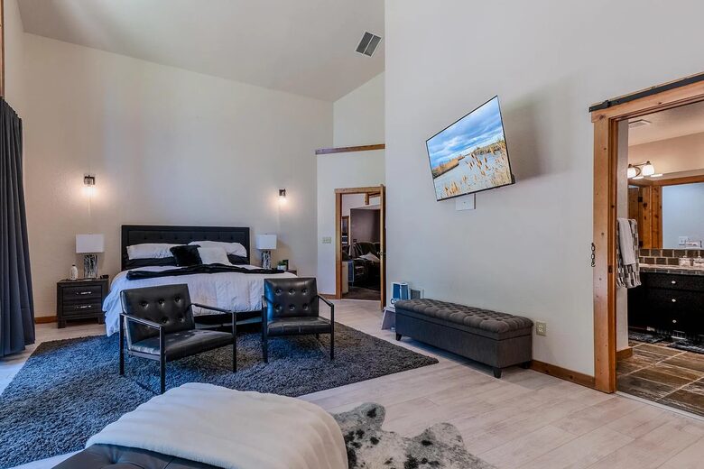 Timber Circle Retreat | Cozy Woodland Home Near Lake of the Woods - Klamath Falls, Oregon