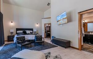 Timber Circle Retreat | Cozy Woodland Home Near Lake of the Woods - Klamath Falls, Oregon