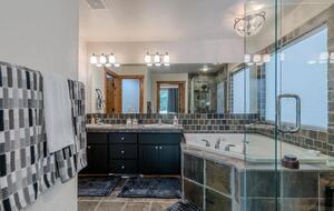 Timber Circle Retreat | Cozy Woodland Home Near Lake of the Woods - Klamath Falls, Oregon