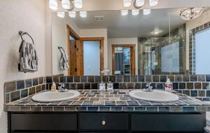 Timber Circle Retreat | Cozy Woodland Home Near Lake of the Woods - Klamath Falls, Oregon