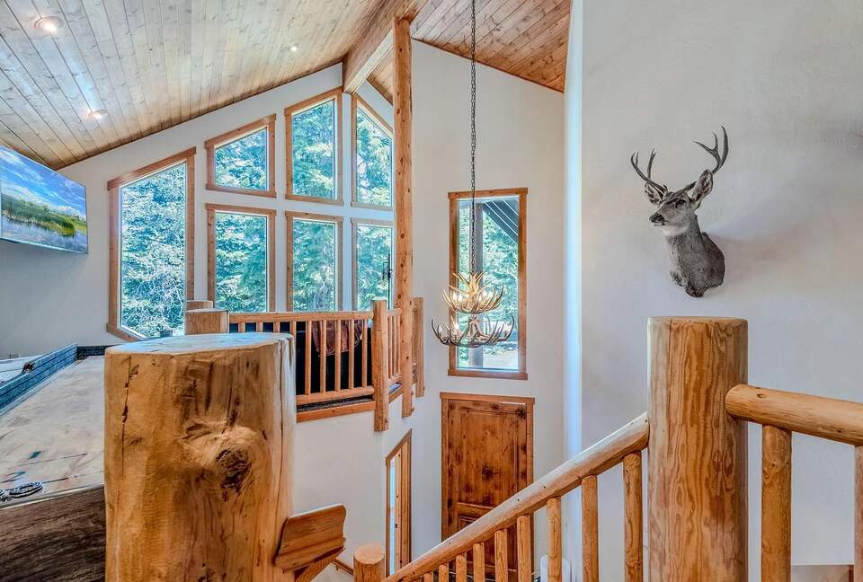 Timber Circle Retreat | Cozy Woodland Home Near Lake of the Woods - Klamath Falls, Oregon