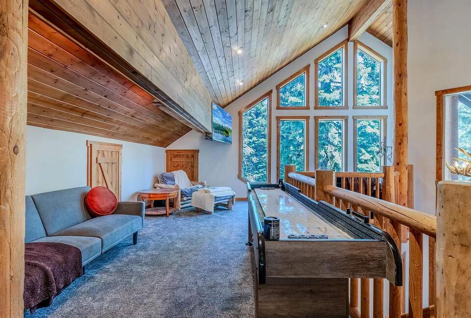 Timber Circle Retreat | Cozy Woodland Home Near Lake of the Woods - Klamath Falls, Oregon