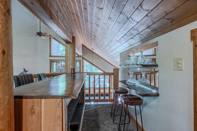 Timber Circle Retreat | Cozy Woodland Home Near Lake of the Woods - Klamath Falls, Oregon