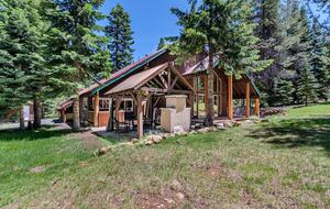 Timber Circle Retreat | Cozy Woodland Home Near Lake of the Woods - Klamath Falls, Oregon